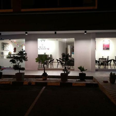 Hotel Pangkor Sj Pekan Pangkor Zewnętrze zdjęcie