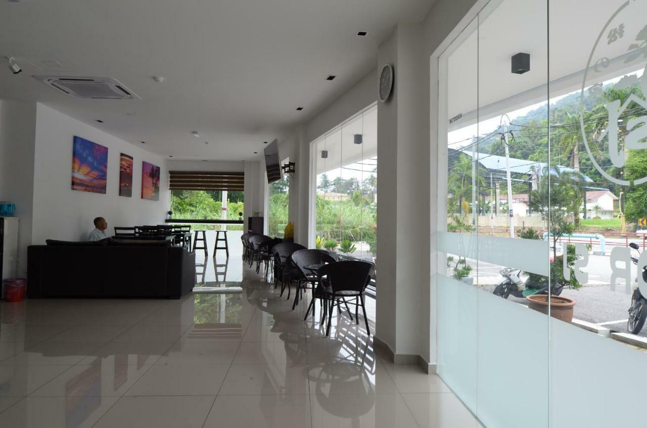 Hotel Pangkor Sj Pekan Pangkor Zewnętrze zdjęcie